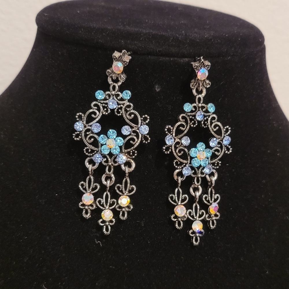 Victorian Style Dangle Earing Blue Yellow Crystal, New